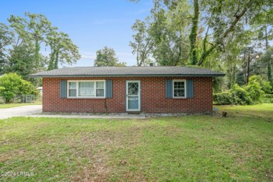 Beach Home For Sale in Beaufort, South Carolina