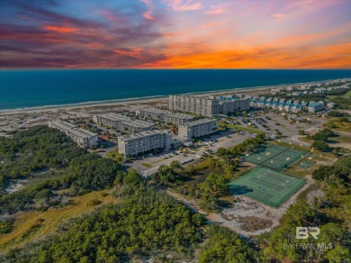 Beach Condo For Sale in Gulf Shores, Alabama