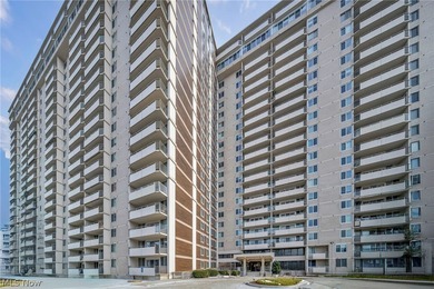 Beach Condo Sale Pending in Lakewood, Ohio