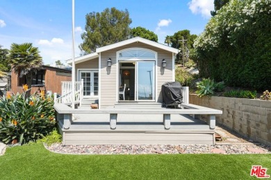 Beach Home For Sale in Malibu, California