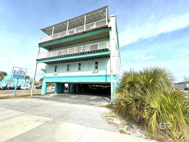 Beach Condo Sale Pending in Gulf Shores, Alabama