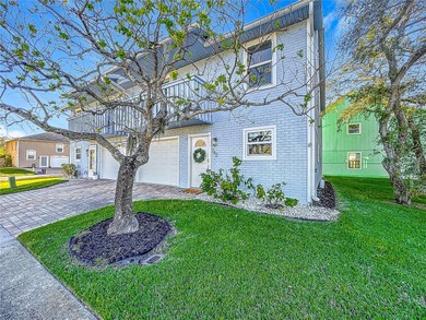 Beach Townhome/Townhouse For Sale in New Smyrna Beach, Florida