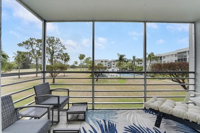 Beach Condo For Sale in Lake Worth, Florida