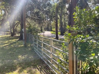 Beach Lot For Sale in Weeki Wachee, Florida