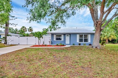 Beach Home For Sale in Bradenton, Florida