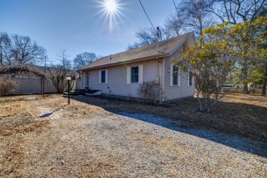 Beach Home Sale Pending in Old Lyme, Connecticut