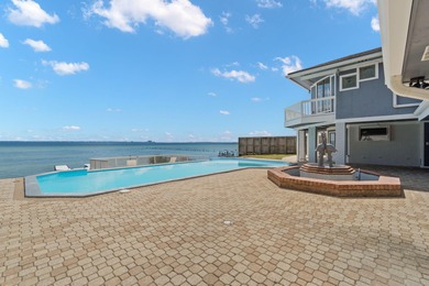 Beach Home Sale Pending in Shalimar, Florida