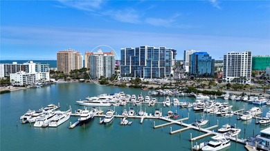 Beach Condo For Sale in Sarasota, Florida