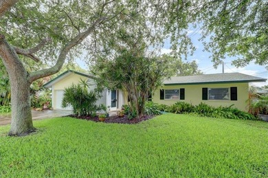 Beach Home For Sale in St. Petersburg, Florida