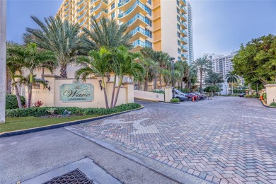 Beach Condo For Sale in Hollywood, Florida