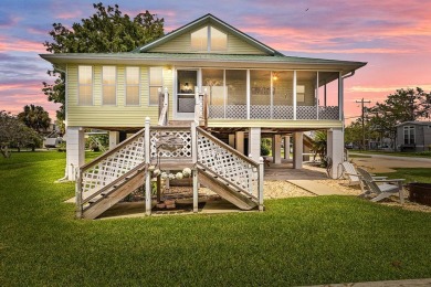 Beach Home For Sale in Suwannee, Florida