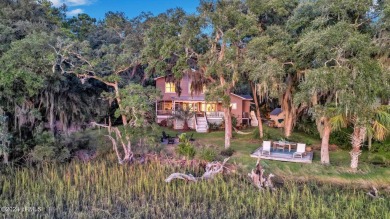 Beach Home For Sale in Beaufort, South Carolina