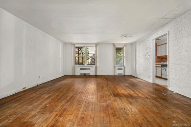 Beach Home For Sale in Forest Hills, New York