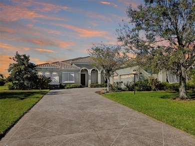 Beach Home For Sale in Sarasota, Florida