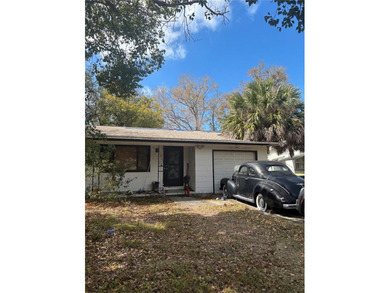 Beach Home Sale Pending in Clearwater, Florida