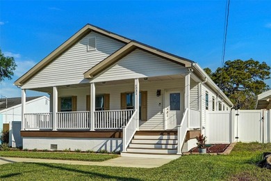 Beach Home Sale Pending in New Port Richey, Florida