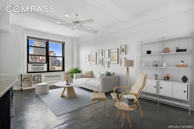 Beach Condo For Sale in New York, New York