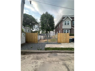 Beach Lot For Sale in Staten  Island, New York