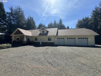 Beach Home For Sale in Florence, Oregon