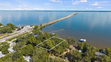 Beach Home Sale Pending in Santa Rosa Beach, Florida