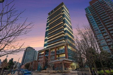 Condo For Sale in Toronto image photo picture