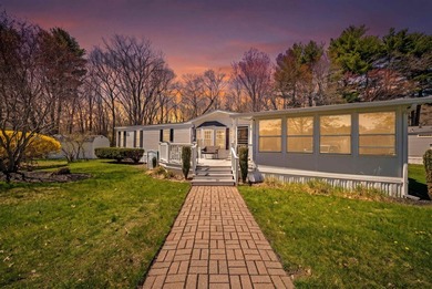 Beach Home For Sale in North Hampton, New Hampshire