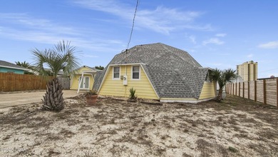 Beach Home For Sale in Panama City, Florida