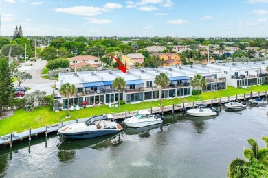 Beach Townhome/Townhouse For Sale in Delray Beach, Florida