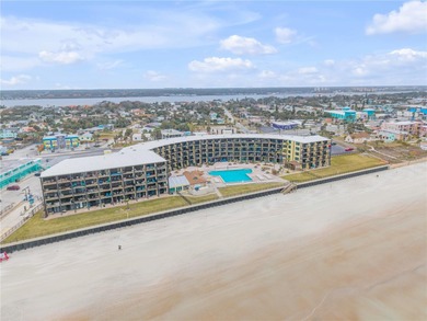 Beach Condo For Sale in Daytona Beach, Florida