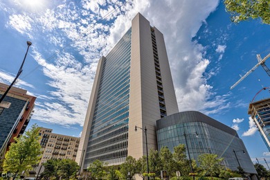 Beach Condo For Sale in Chicago, Illinois