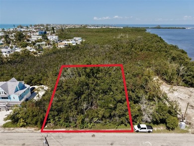 Beach Lot For Sale in Holmes Beach, Florida