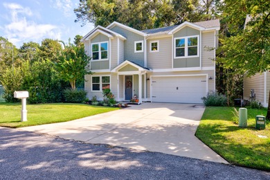 Beach Home For Sale in Niceville, Florida