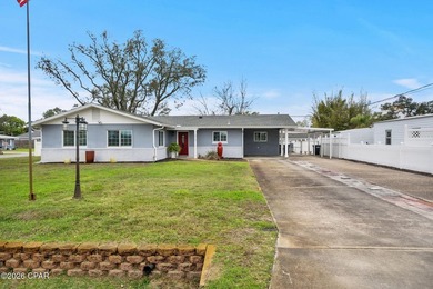 Beach Home For Sale in Panama City, Florida