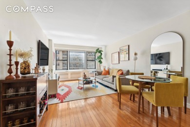 Beach Condo For Sale in New York, New York