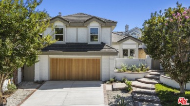 Beach Home Sale Pending in Playa Del Rey, California