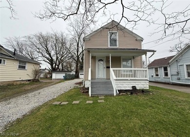 Beach Home For Sale in Lorain, Ohio