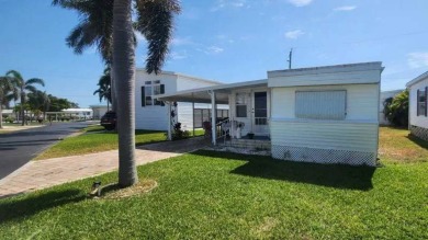 Beach Home For Sale in Naples, Florida