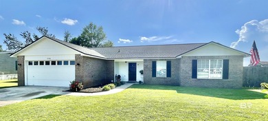 Beach Home For Sale in Robertsdale, Alabama