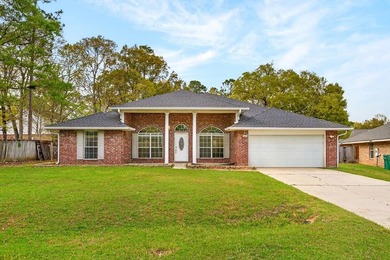 Beach Home For Sale in Diamondhead, Mississippi