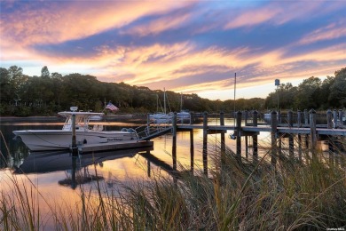 Beach Home For Sale in Southold, New York