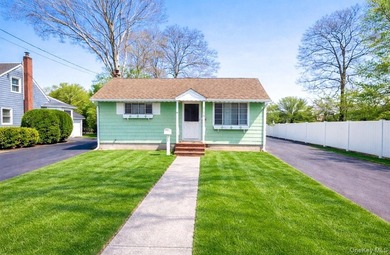 Beach Home For Sale in East Islip, New York