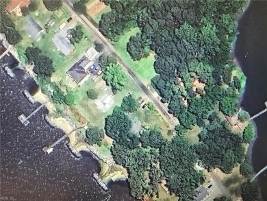 Beach Home For Sale in Gloucester, Virginia