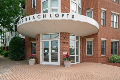 Beach Condo For Sale in Virginia Beach, Virginia