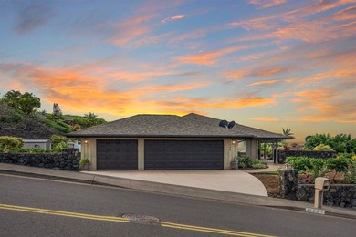 Beach Home For Sale in Kailua Kona, Hawaii