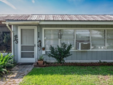 Beach Townhome/Townhouse For Sale in Lanark Village, Florida