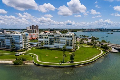 Beach Condo For Sale in South Pasadena, Florida