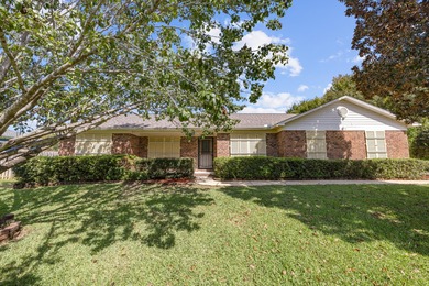 Beach Home For Sale in Gulf Breeze, Florida