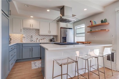 Beach Townhome/Townhouse For Sale in Redondo Beach, California