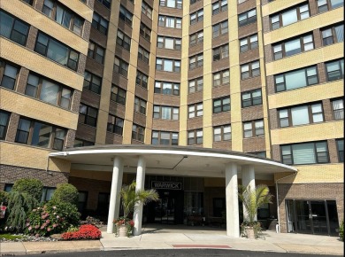 Beach Condo For Sale in Atlantic City, New Jersey