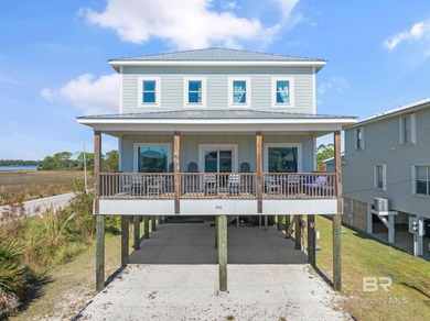 Beach Home For Sale in Gulf Shores, Alabama